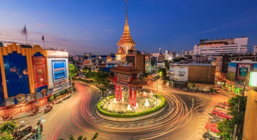 Alameda Suites Hotel Bangkok Buitenkant foto