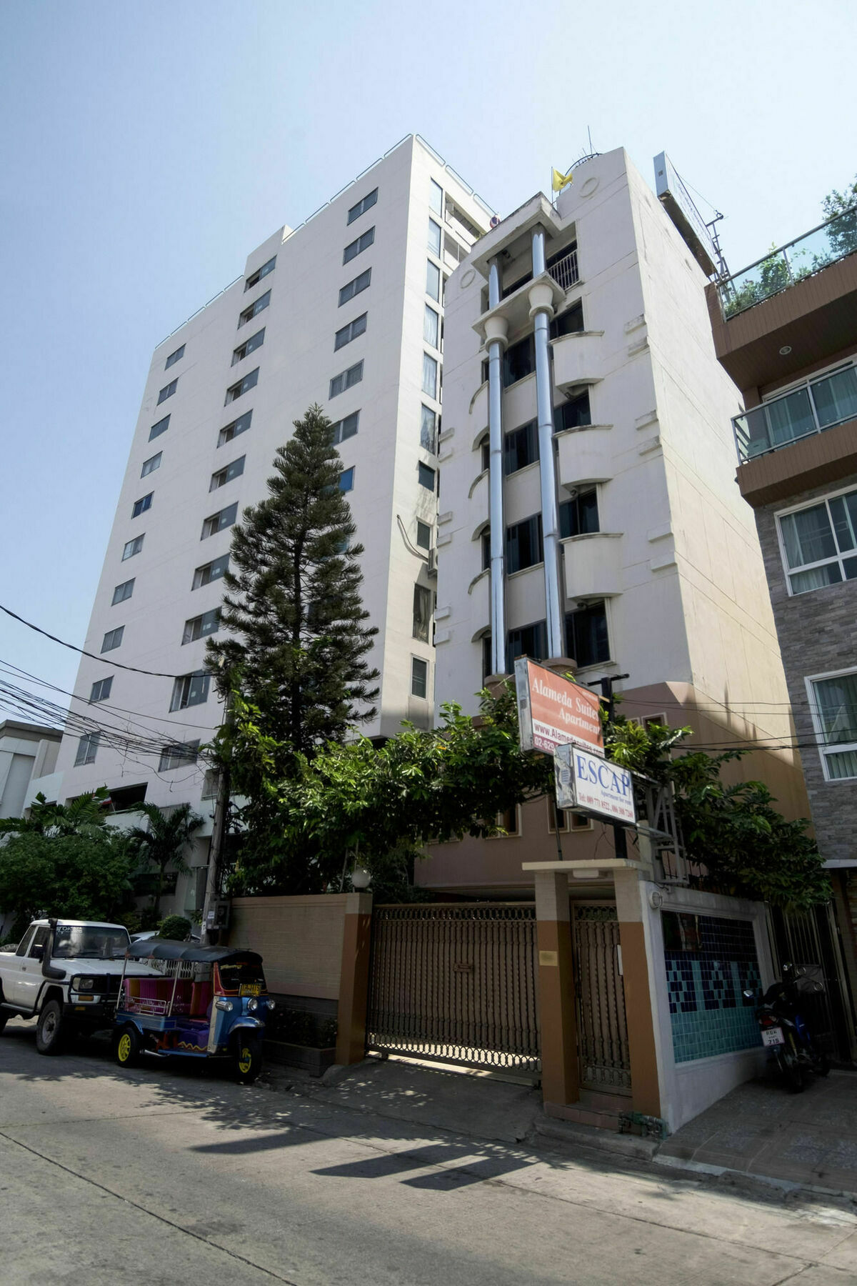 Alameda Suites Hotel Bangkok Buitenkant foto